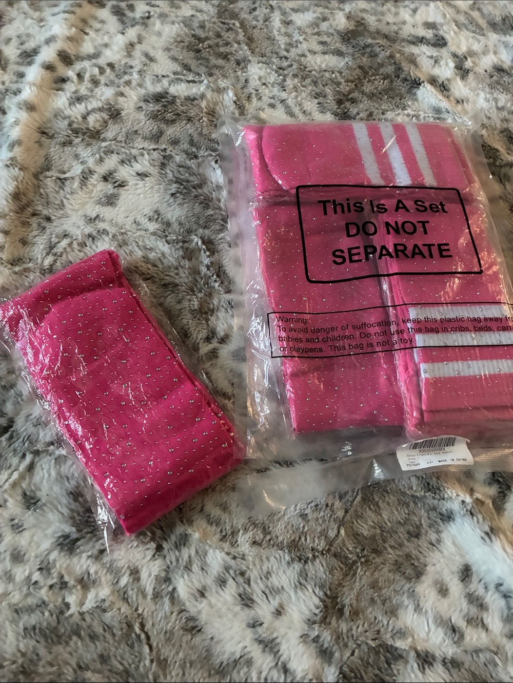 Pink Girls 6 Sock Set with White Stripes perfect for softball team - Picture 7 of 7